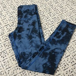 High waisted leggings